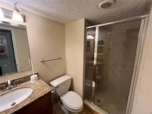 $1,600 | 2740 Coconut Bay Lane, Unit 317, Sarasota, FL 34237