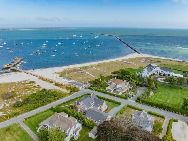 $6,795,000 | 172 Irving Avenue, Hyannis Port, MA 02601