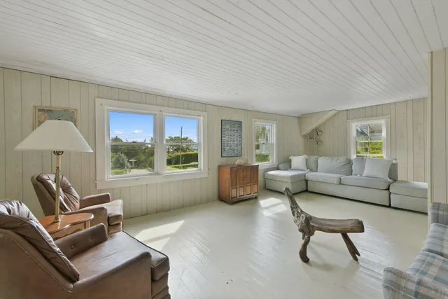 $6,795,000 | 172 Irving Avenue, Hyannis Port, MA 02601