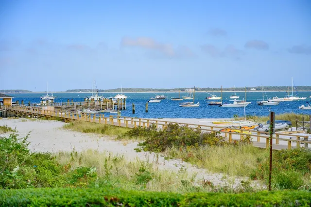 $6,795,000 | 172 Irving Avenue, Hyannis Port, MA 02601