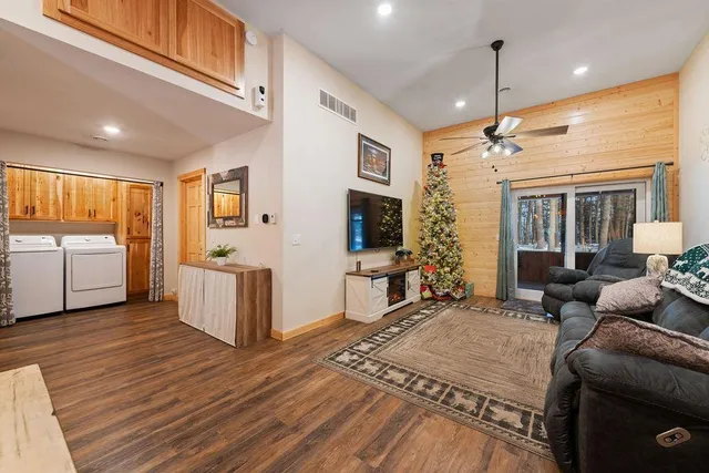 $319,900 | 3302 Telemark Trail, Cushing, MN 56443