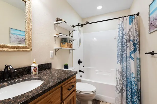 $319,900 | 3302 Telemark Trail, Cushing, MN 56443