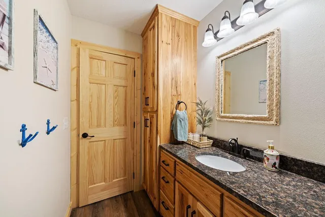 $319,900 | 3302 Telemark Trail, Cushing, MN 56443