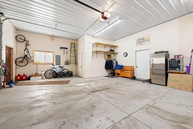 $319,900 | 3302 Telemark Trail, Cushing, MN 56443