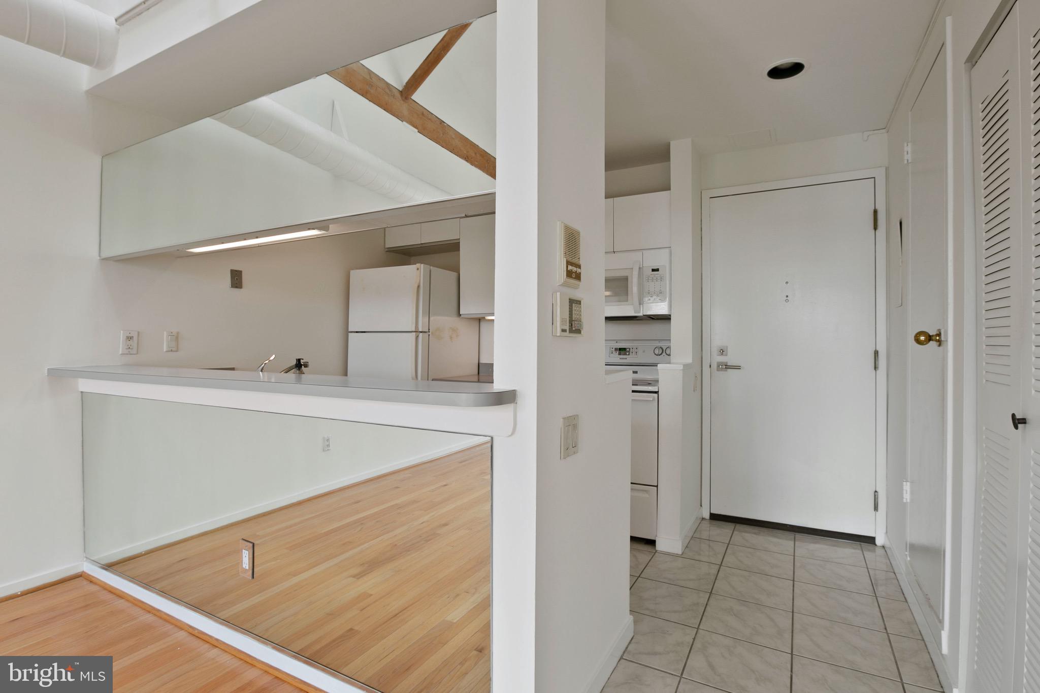 2639 Boston Street, Unit 313 Baltimore, MD 21224 - Photo 7 of 33