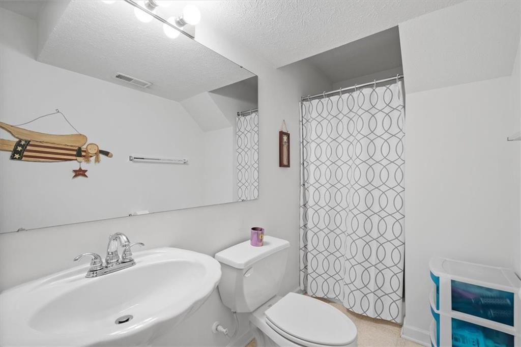 412 Blue Ridge Drive Coraopolis, PA 15108 - Photo 28 of 31 Lowel Level Full Bathroom