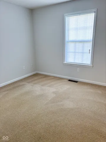 $240,025 | 1712 North Oakmont Avenue, Greensburg, IN 47240