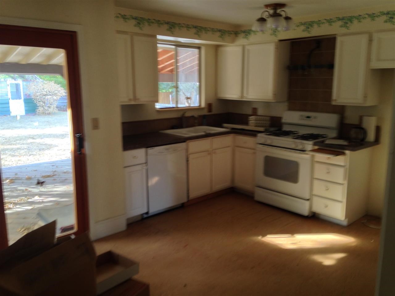 4909 North Boulder Road Spokane Valley, WA 99216 - Photo 3 of 16 Gallery Image 3