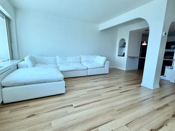 $2,300 | 555 East William Street, Unit 17A, Ann Arbor, MI 48104