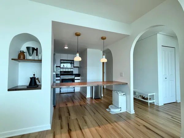 $2,300 | 555 East William Street, Unit 17A, Ann Arbor, MI 48104