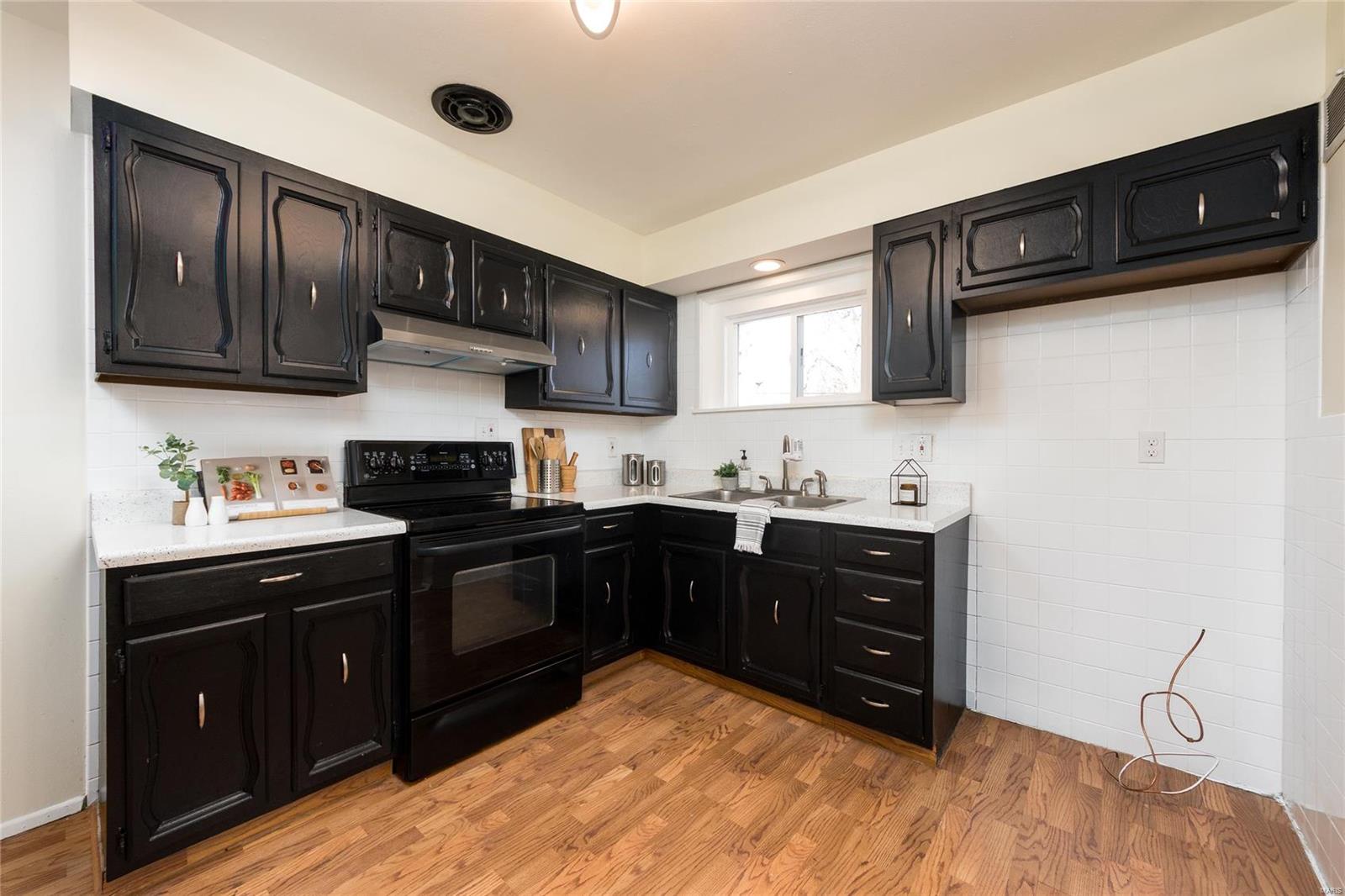 1825 Mullanphy Road Florissant, MO 63031 - Photo 6 of 20 Gallery Image 6