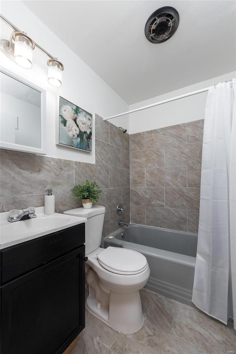 1825 Mullanphy Road Florissant, MO 63031 - Photo 8 of 20 Gallery Image 8