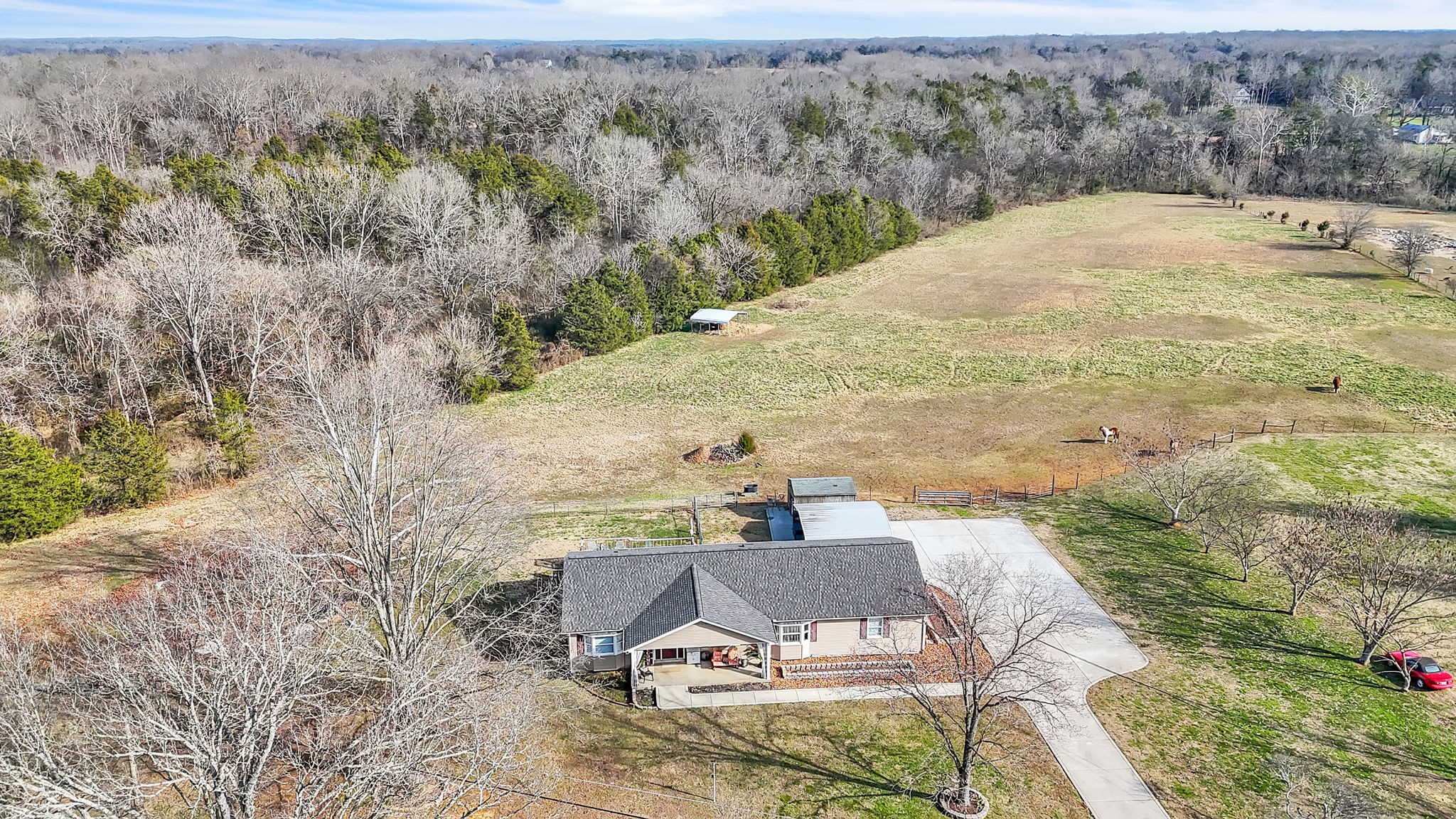 2557 Verona Caney Road Lewisburg, TN 37091 - Photo 2 of 32