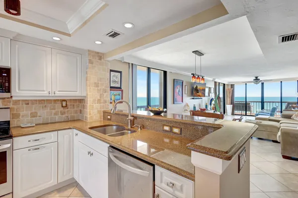 $6,500 | 10680 South Ocean Drive, Unit 901, Jensen Beach, FL 34957