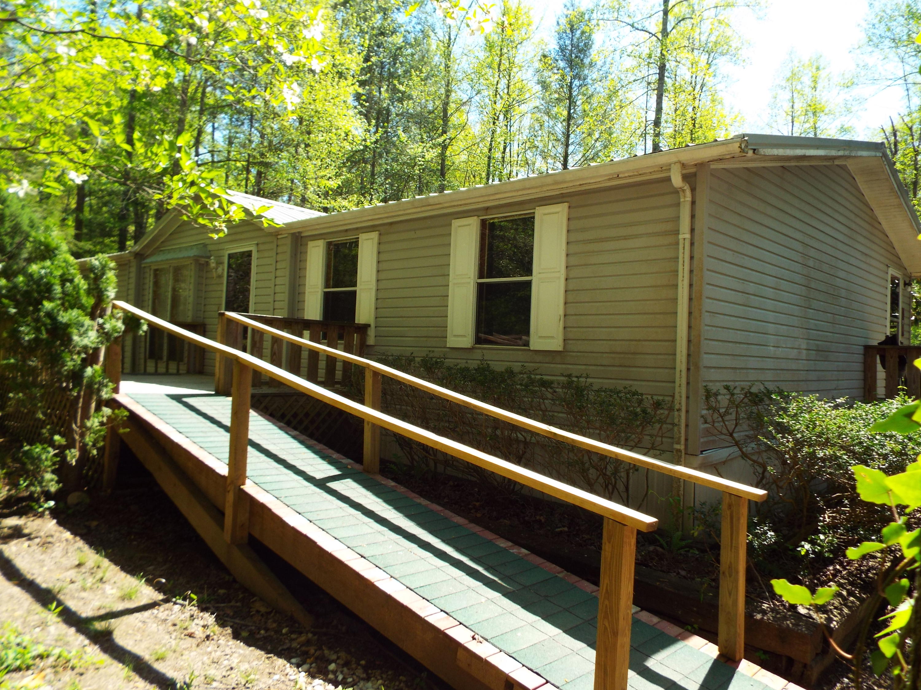335 Thompson Way Cosby, TN 37722 - Photo 1 of 37 DSCF3381