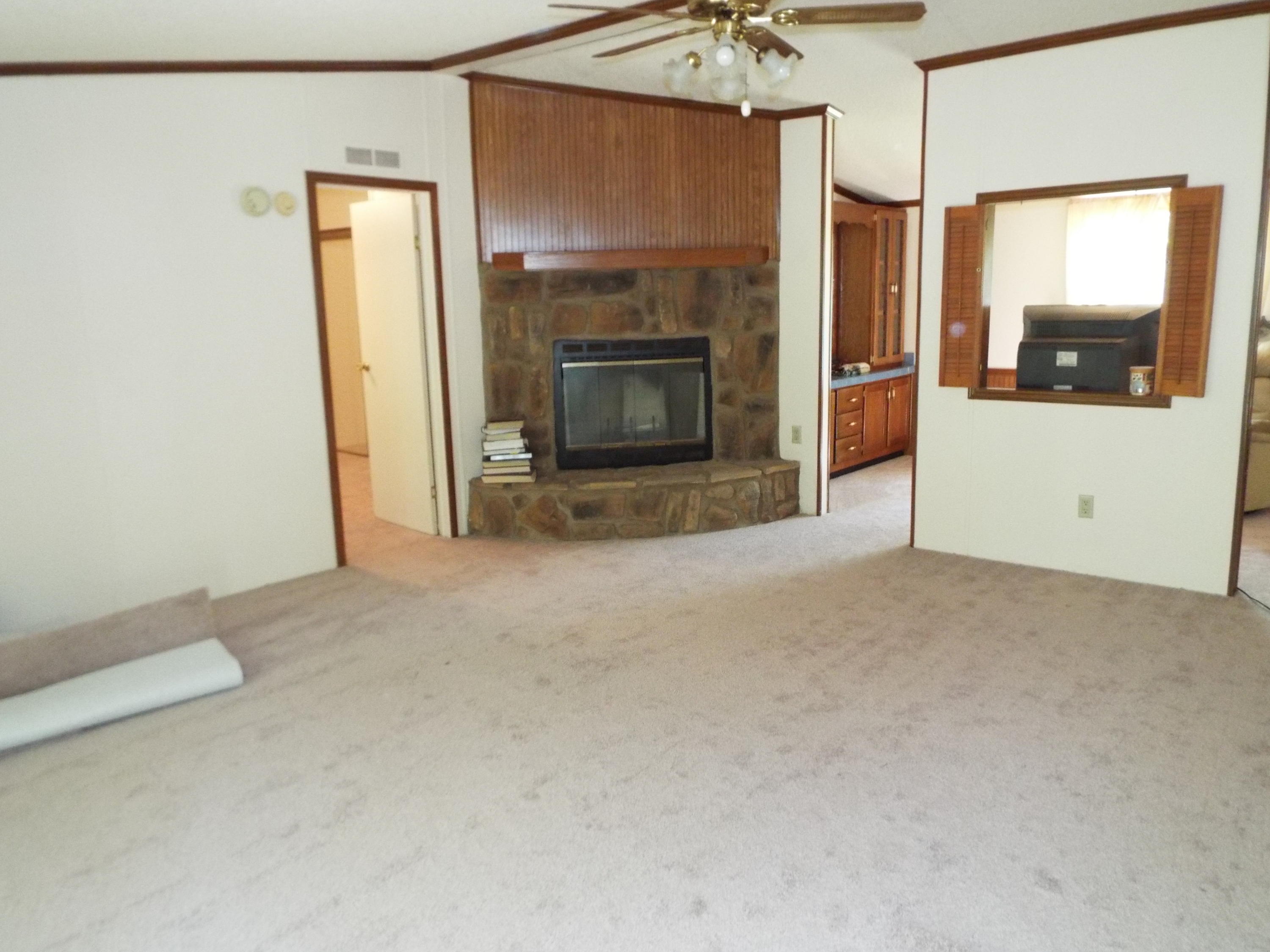 335 Thompson Way Cosby, TN 37722 - Photo 4 of 37 DSCF3327