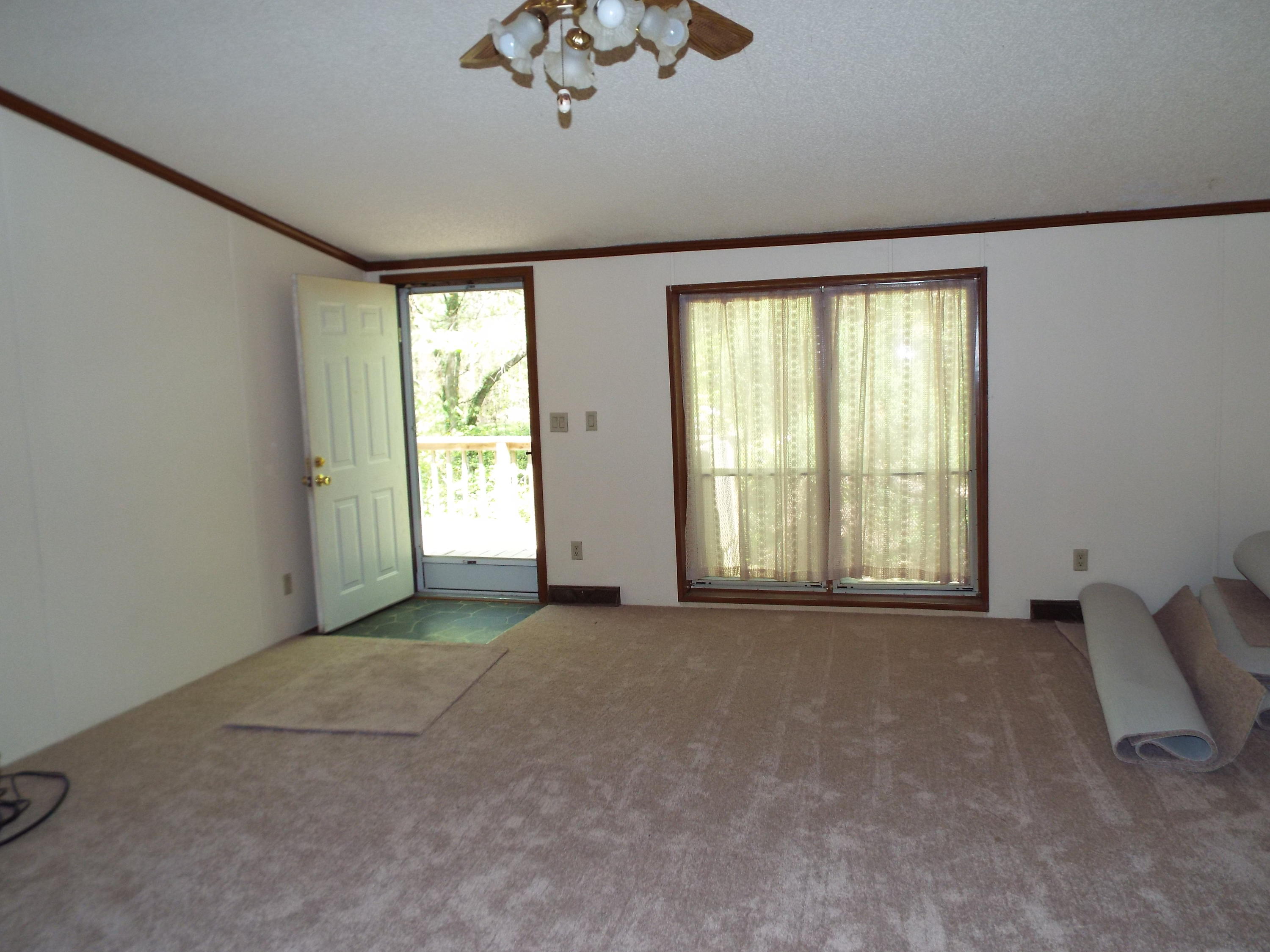 335 Thompson Way Cosby, TN 37722 - Photo 6 of 37 DSCF3331