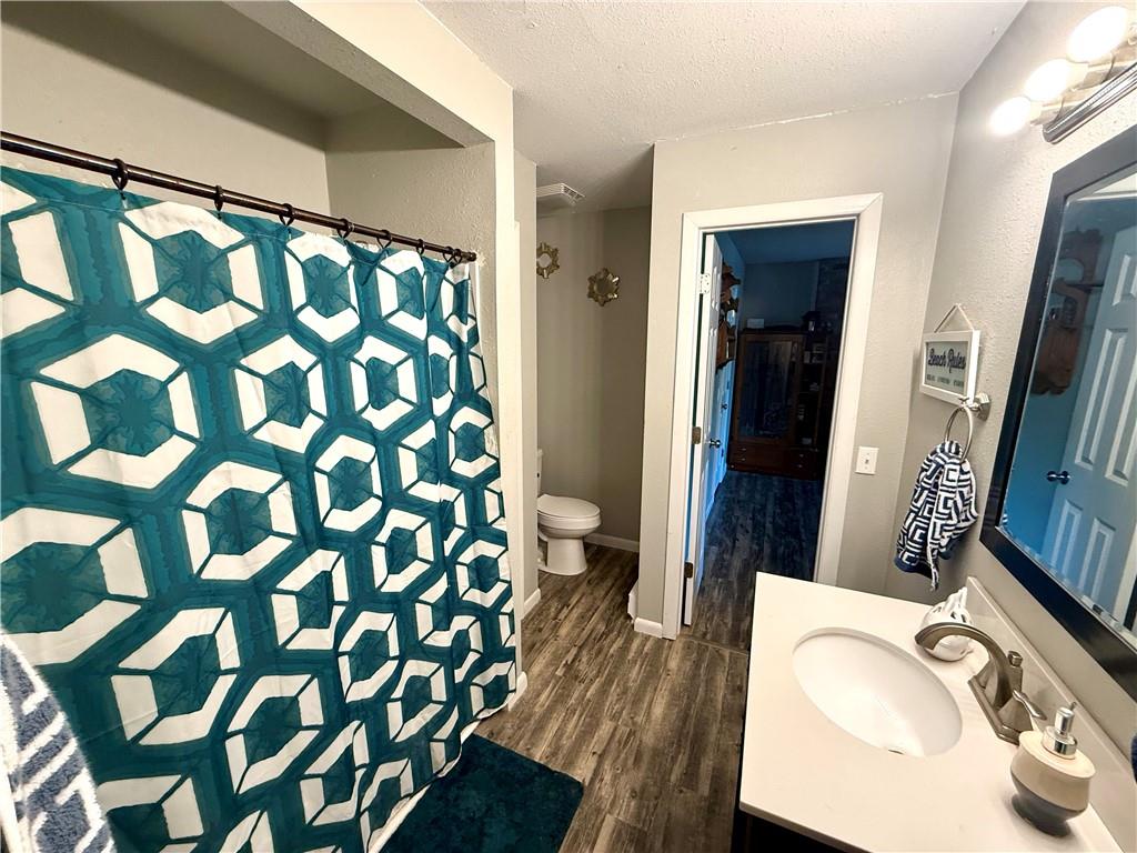 3127 Gene Field Road St. Joseph, MO 64506 - Photo 13 of 25