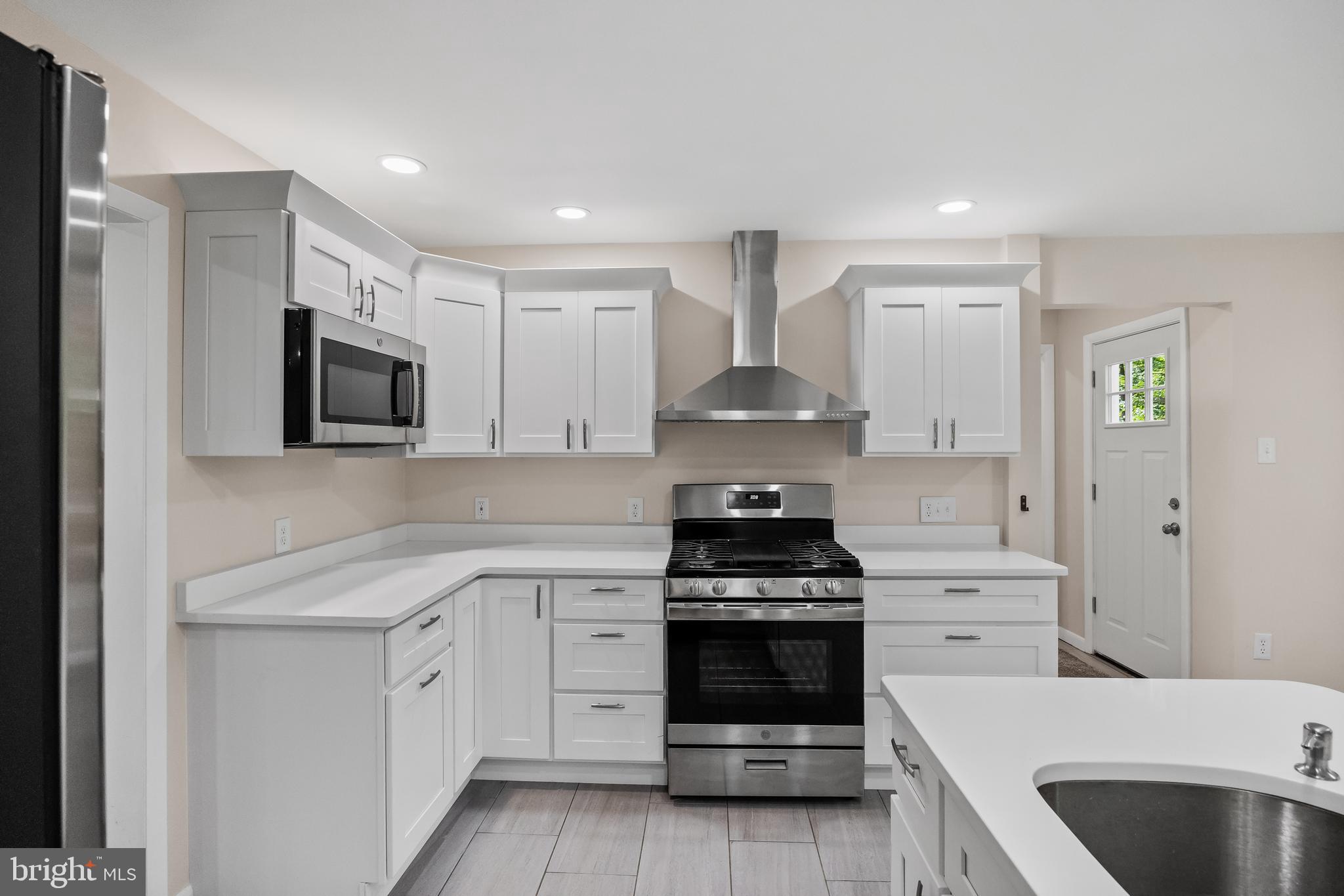 705 Devon Road Moorestown, NJ 08057 - Photo 10 of 29 Kitchen
