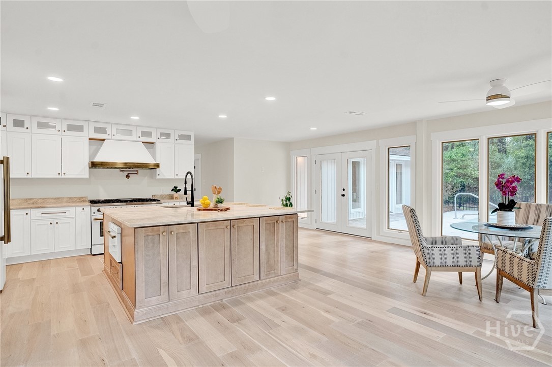 138 Mercer Road Savannah, GA 31411 - Photo 9 of 26