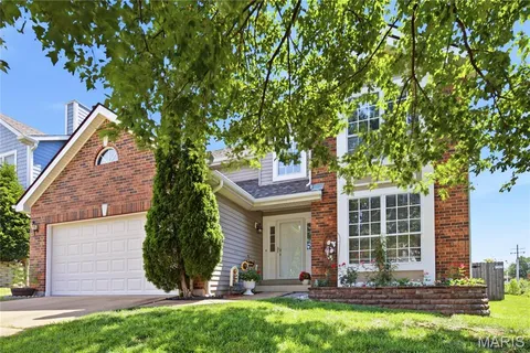 $429,900 | 1114 Arbor Spring Court, Ballwin, MO 63021