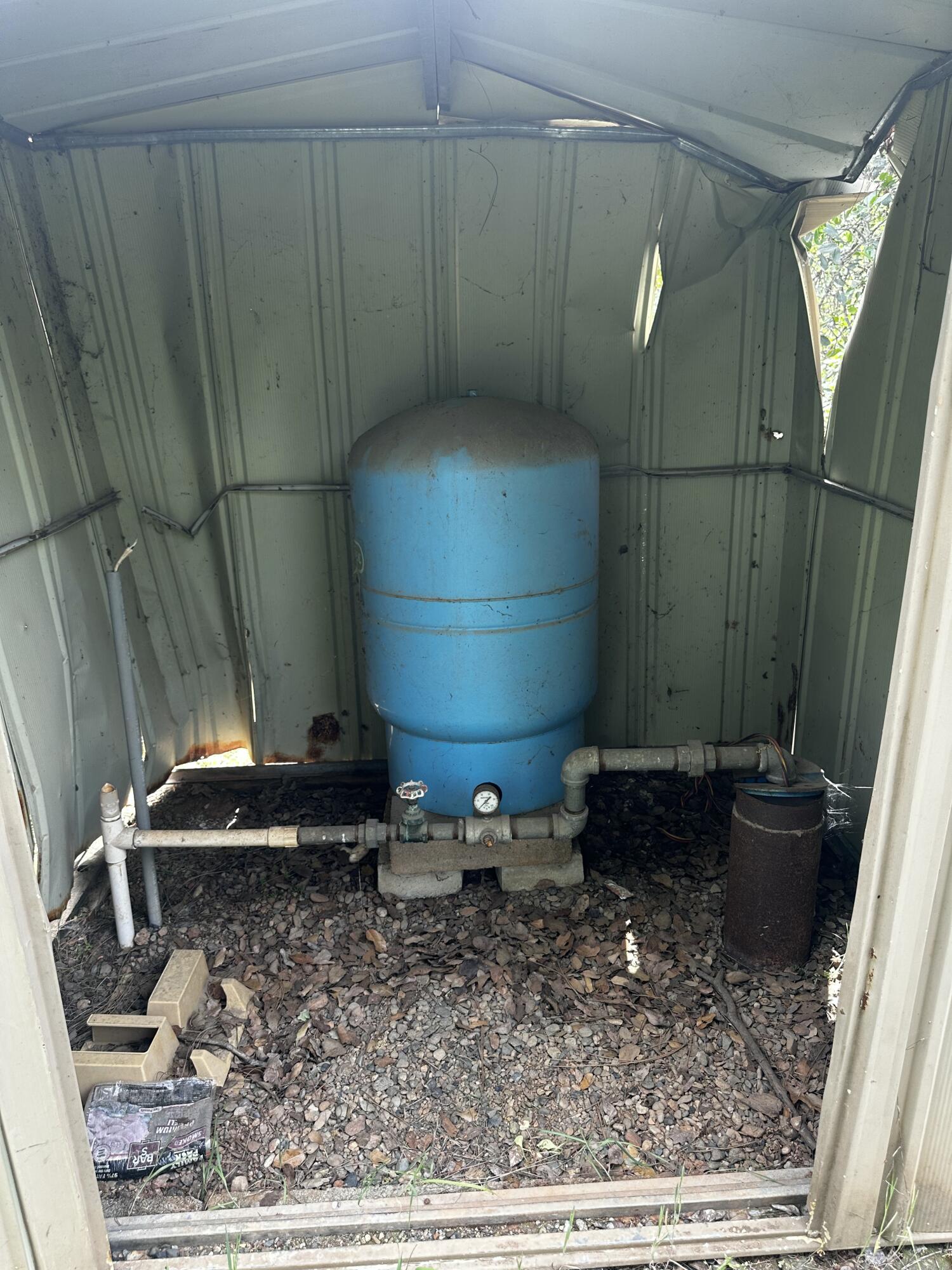 Darlene's Way Anderson, CA 96007 - Photo 3 of 16 IMG_7165 2