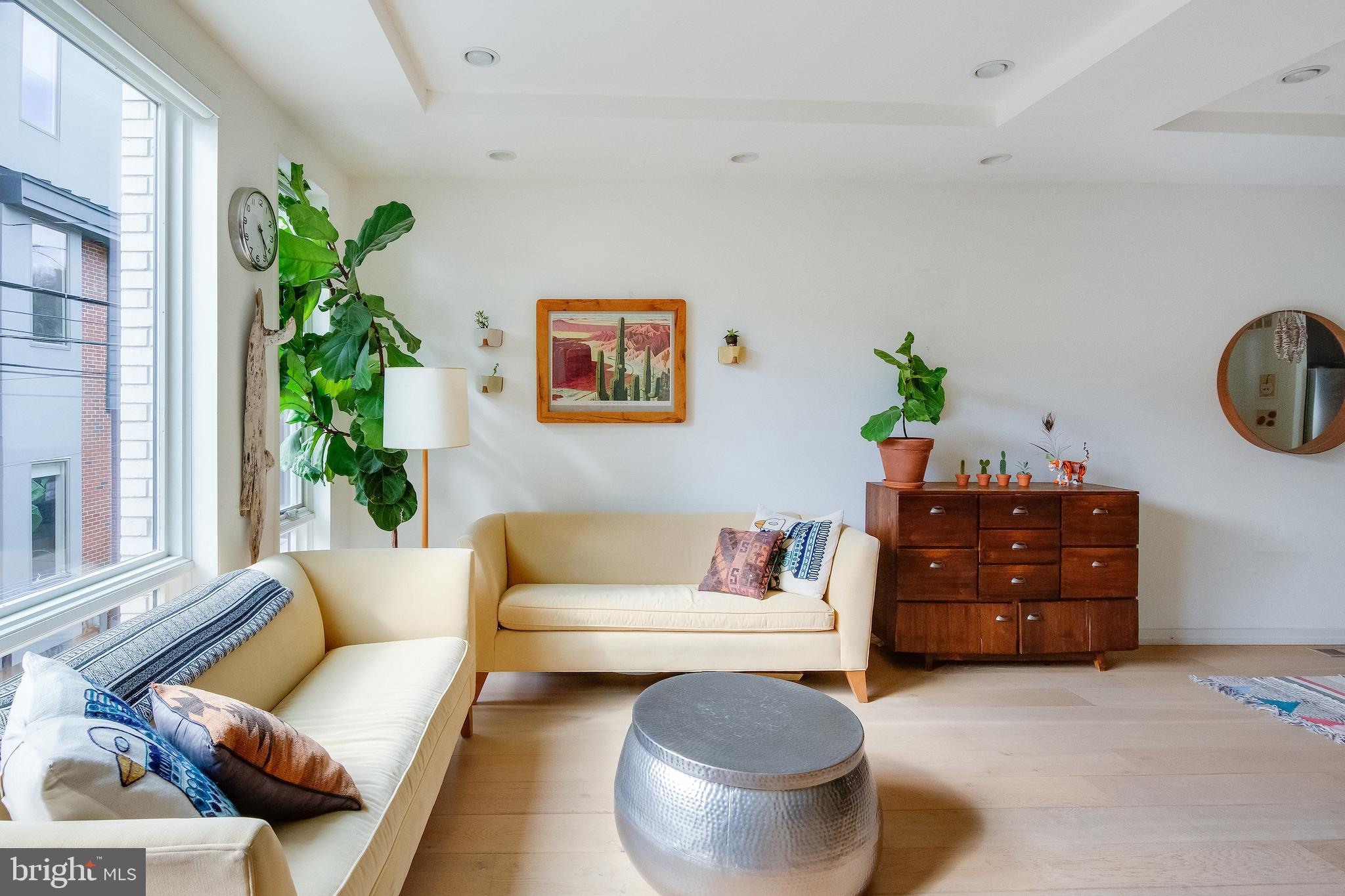 949 North Leithgow Street Philadelphia, PA 19123 - Photo 14 of 44