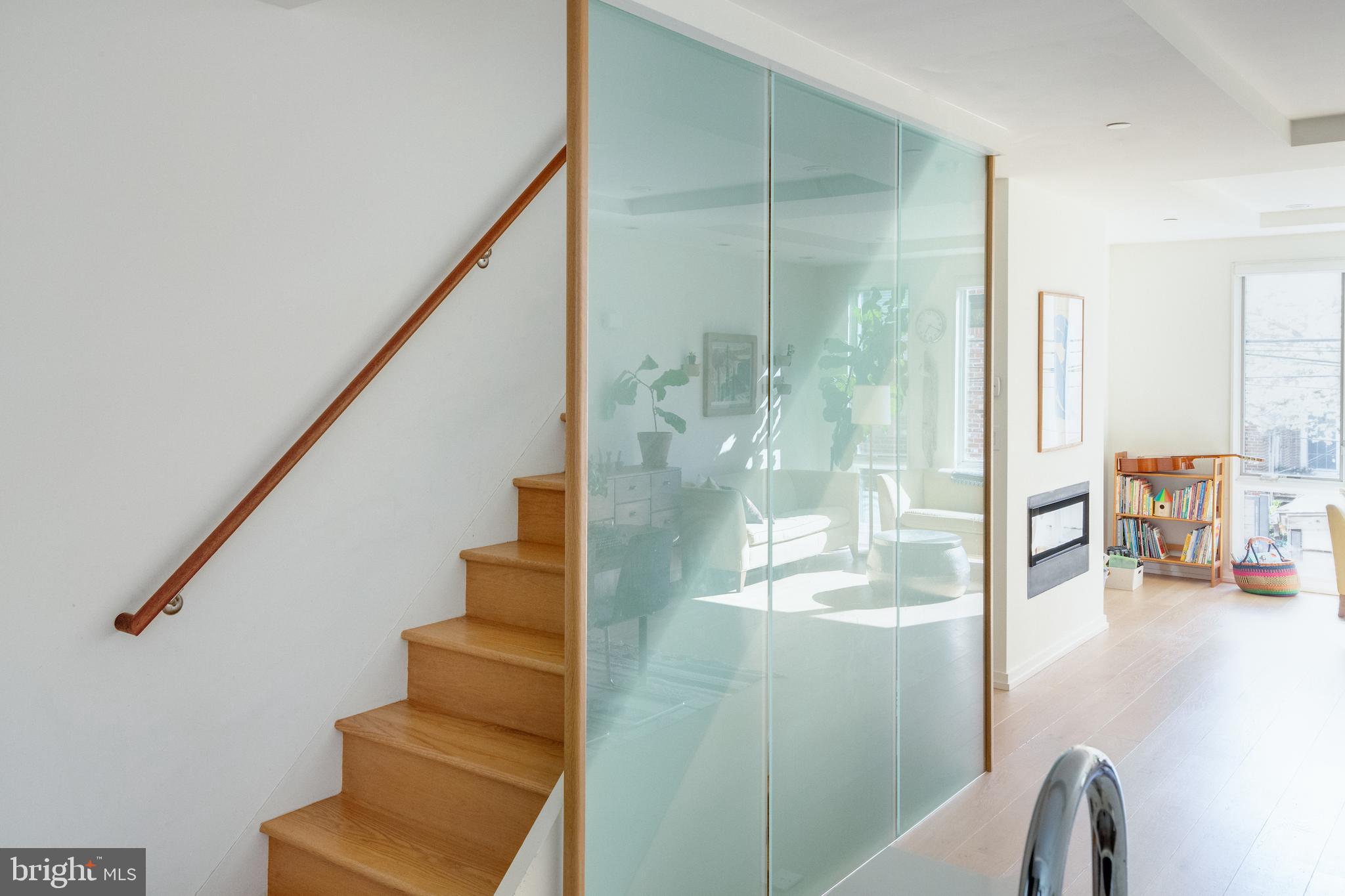 949 North Leithgow Street Philadelphia, PA 19123 - Photo 19 of 44