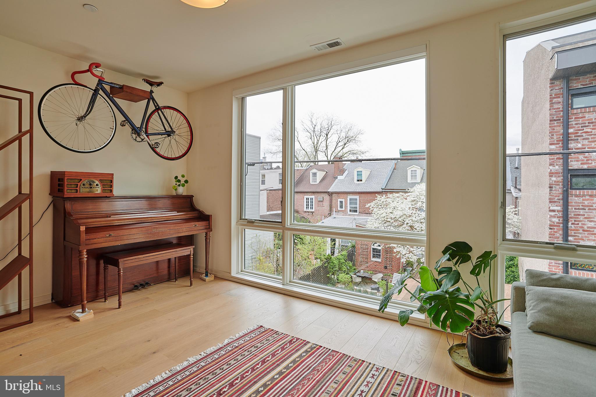 949 North Leithgow Street Philadelphia, PA 19123 - Photo 21 of 44