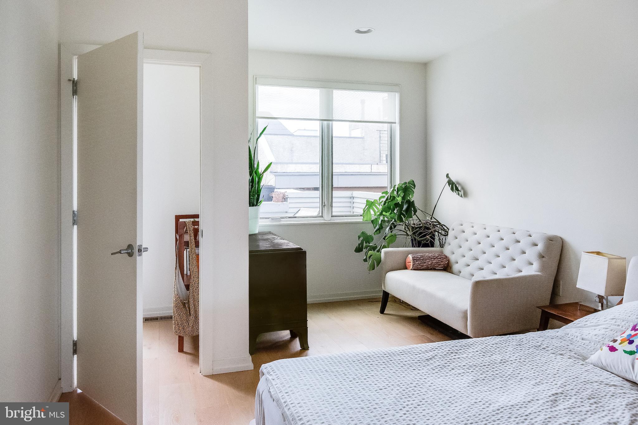 949 North Leithgow Street Philadelphia, PA 19123 - Photo 29 of 44