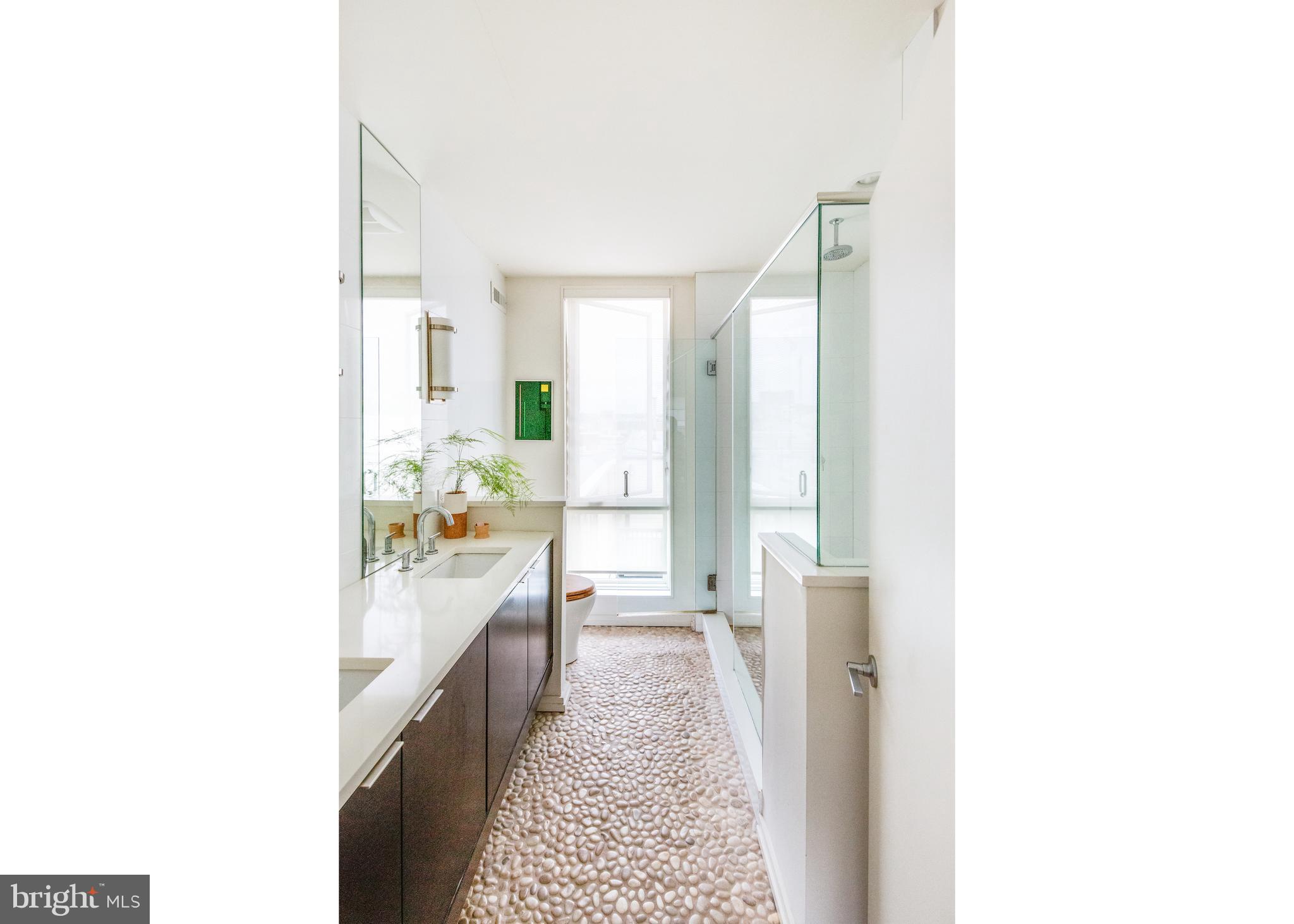 949 North Leithgow Street Philadelphia, PA 19123 - Photo 31 of 44