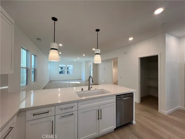 $3,900 | 2543 Dorris Street, El Monte, CA 91733