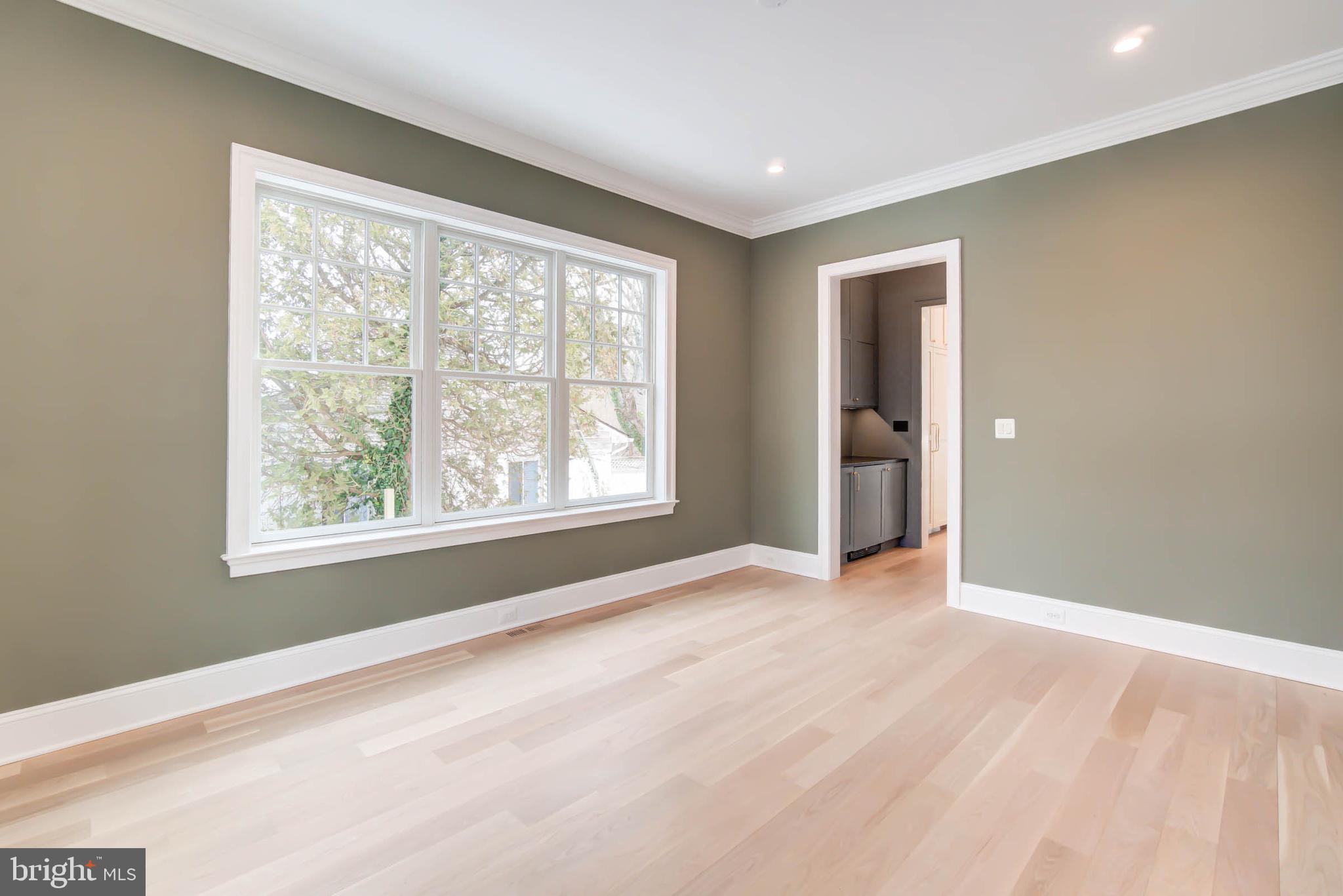 5127 33rd Street Northwest Washington, DC 20008 - Photo 12 of 81
