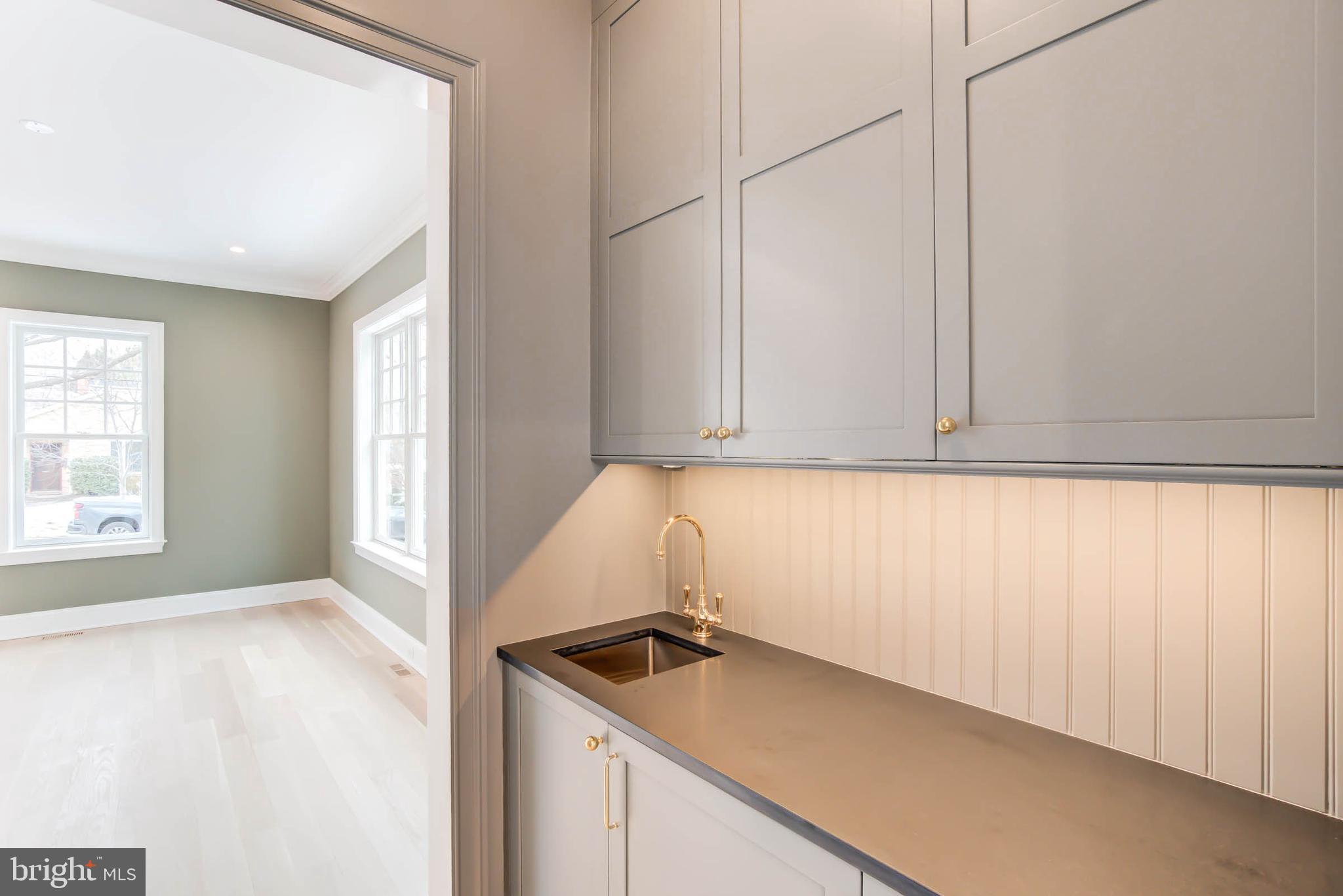 5127 33rd Street Northwest Washington, DC 20008 - Photo 13 of 81