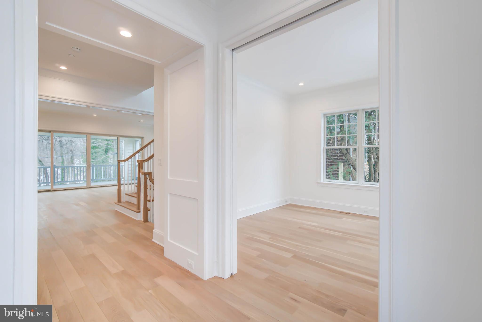 5127 33rd Street Northwest Washington, DC 20008 - Photo 5 of 81