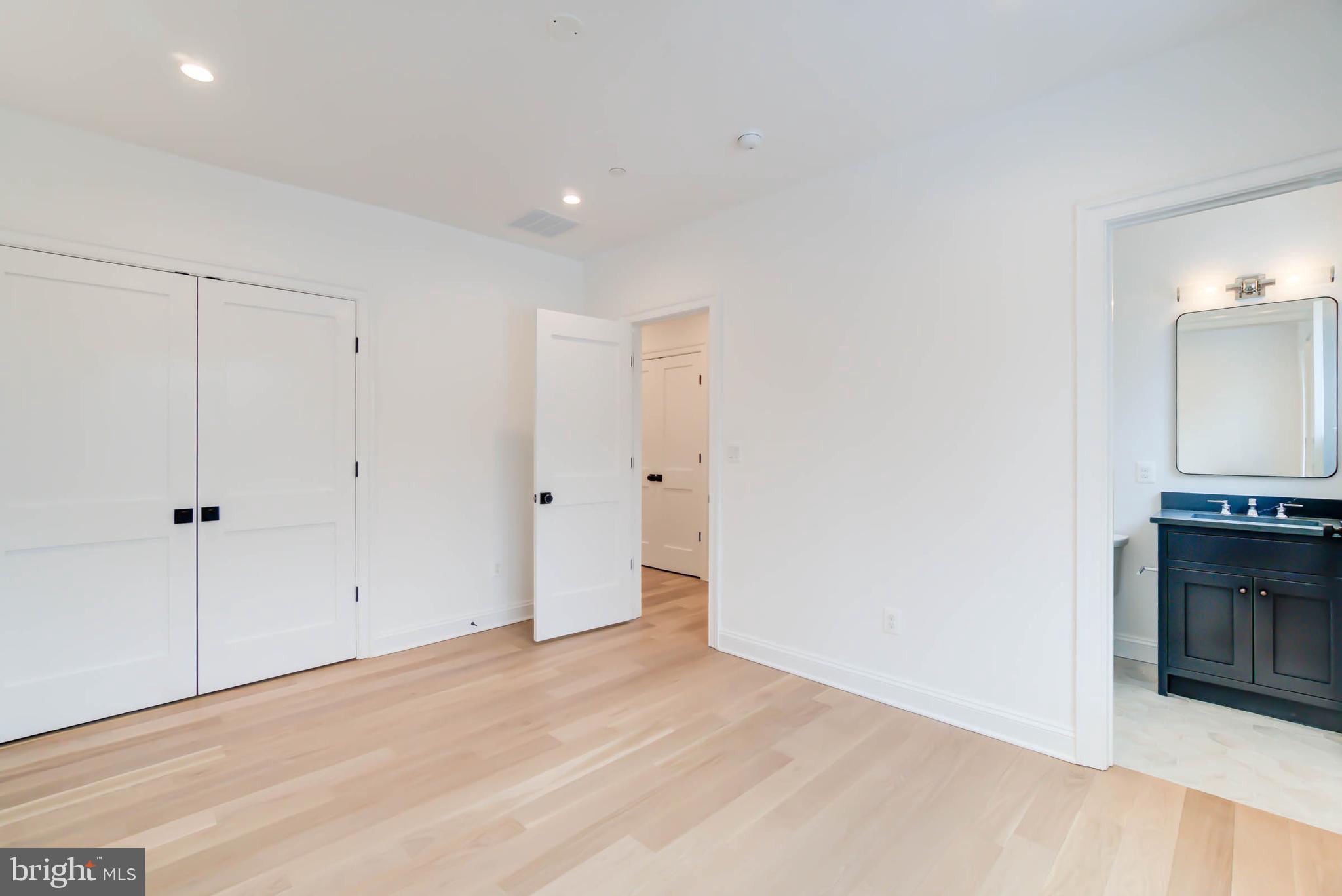 5127 33rd Street Northwest Washington, DC 20008 - Photo 59 of 81