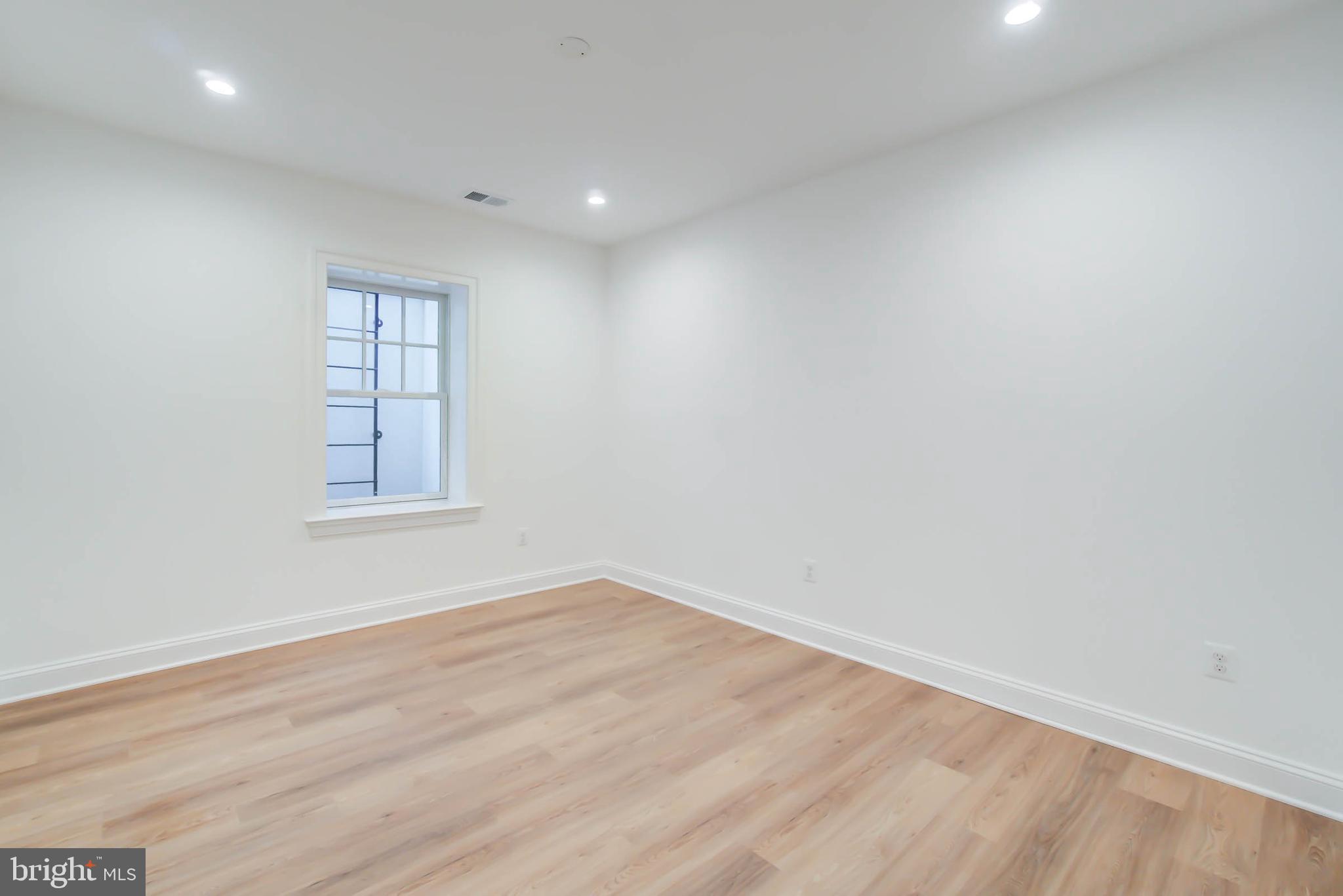 5127 33rd Street Northwest Washington, DC 20008 - Photo 68 of 81