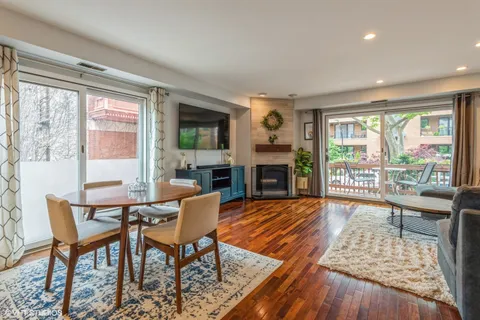 $565,000 | 1045 West Altgeld Street, Unit A, Chicago, IL 60614