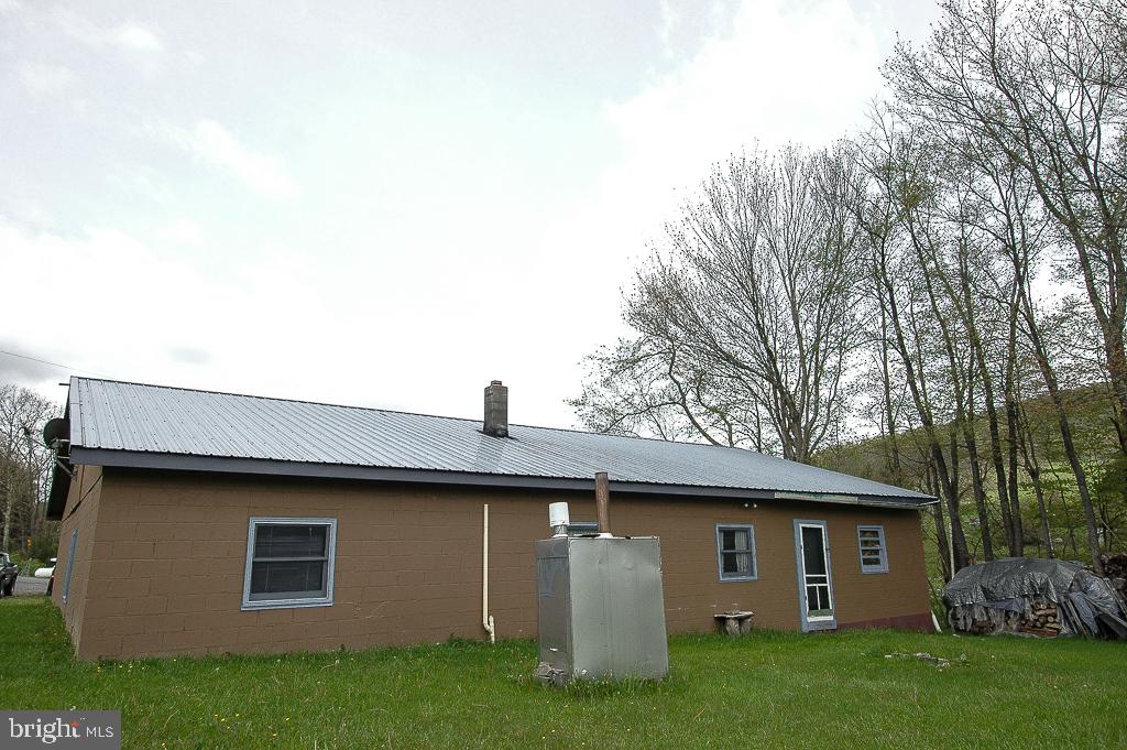 12 Old Mill Road Aurora, WV 26705 - Photo 2 of 7