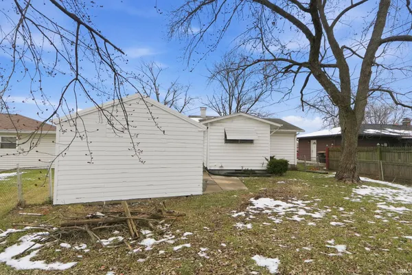 $184,900 | 412 Edgeknoll Lane, Fort Wayne, IN 46816