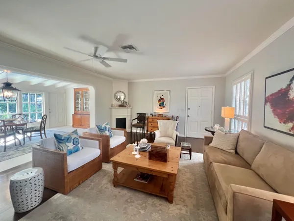 $20,000 | 230 Colonial Lane, Palm Beach, FL 33480