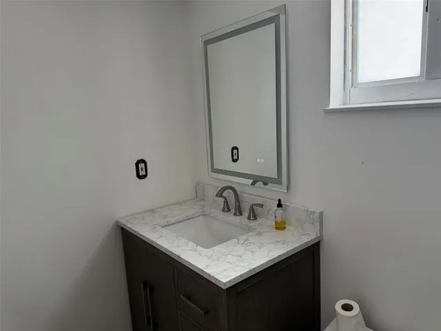 $4,200 | 3251 Northwest 65th Street, Fort Lauderdale, FL 33309