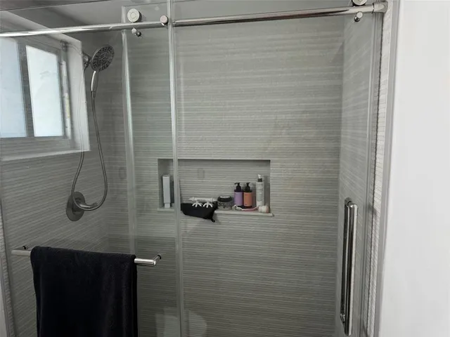 $4,200 | 3251 Northwest 65th Street, Fort Lauderdale, FL 33309