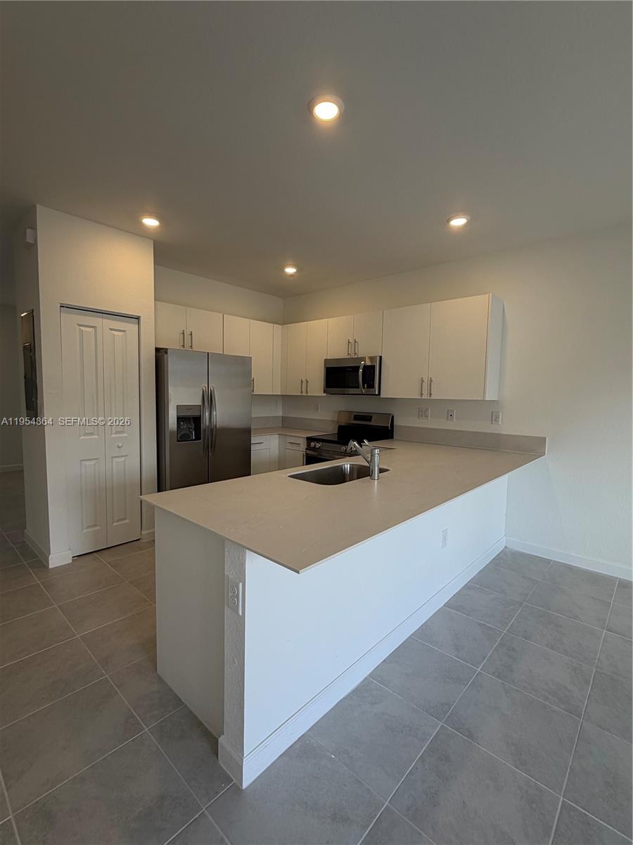 26849 Southwest 121st Avenue Homestead, FL 33032 - Photo 5 of 16