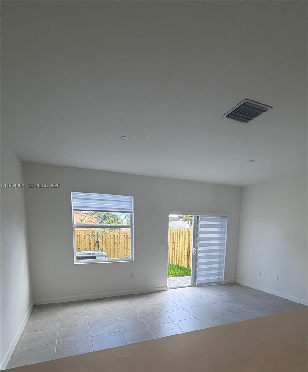 26849 Southwest 121st Avenue Homestead, FL 33032 - Photo 6 of 16