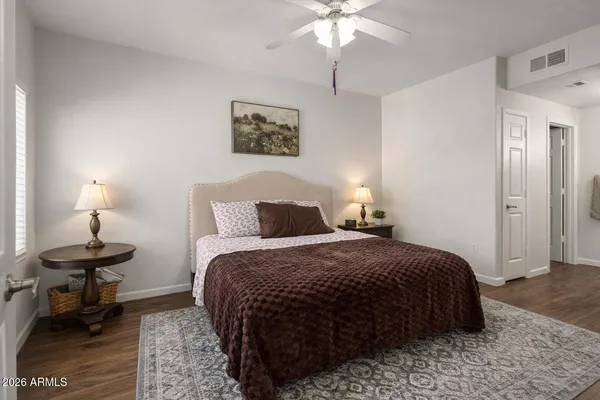 $339,900 | 7401 West Arrowhead Clubhouse Drive, Unit 2079, Glendale, AZ 85308