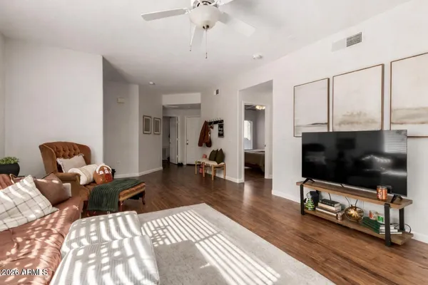 $339,900 | 7401 West Arrowhead Clubhouse Drive, Unit 2079, Glendale, AZ 85308