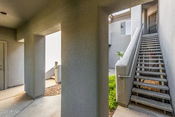 $339,900 | 7401 West Arrowhead Clubhouse Drive, Unit 2079, Glendale, AZ 85308