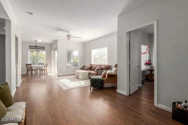 $339,900 | 7401 West Arrowhead Clubhouse Drive, Unit 2079, Glendale, AZ 85308