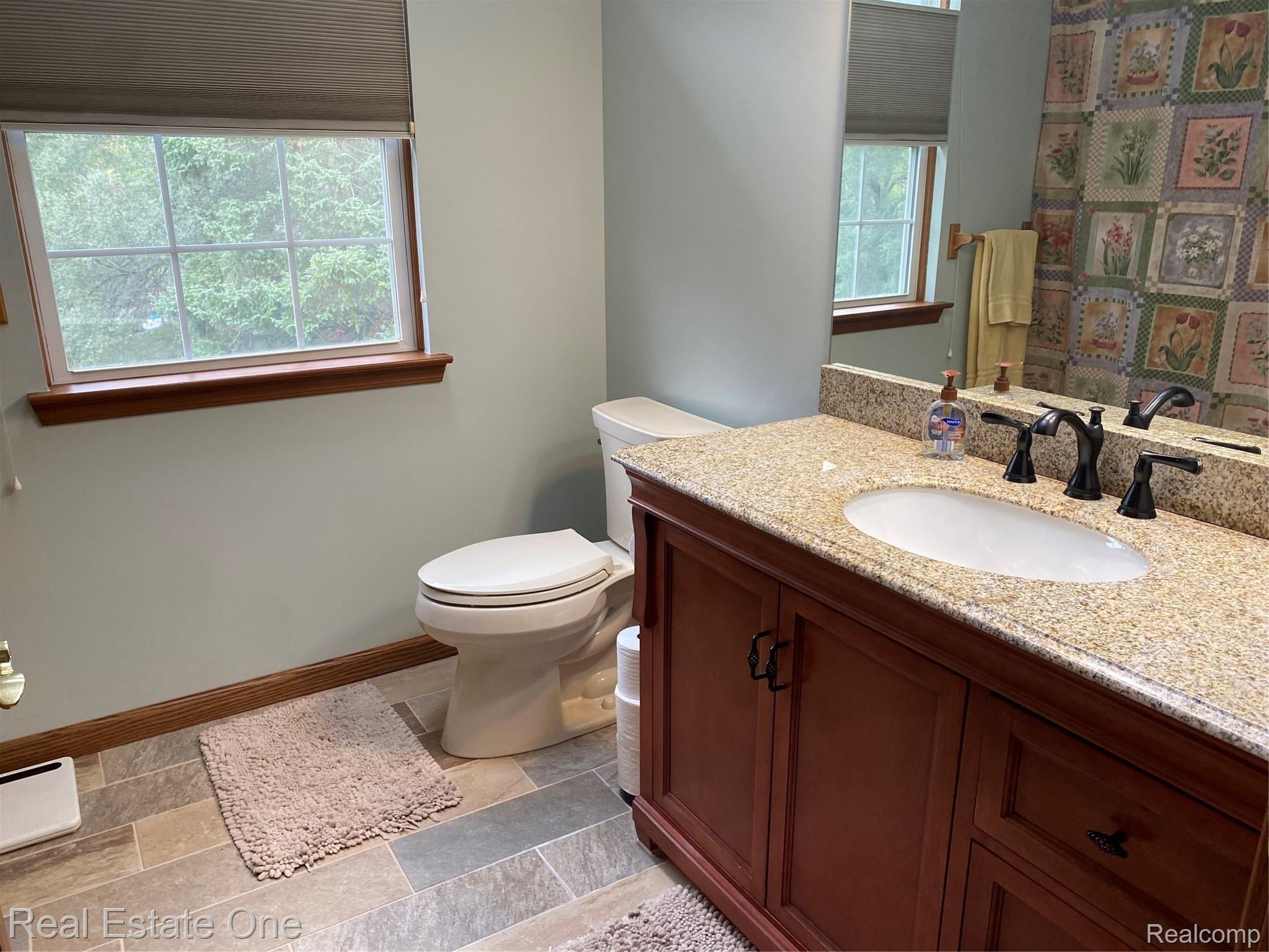 13587 Clyde Road Holly, MI 48442 - Photo 19 of 41 IMG-1475.jpg